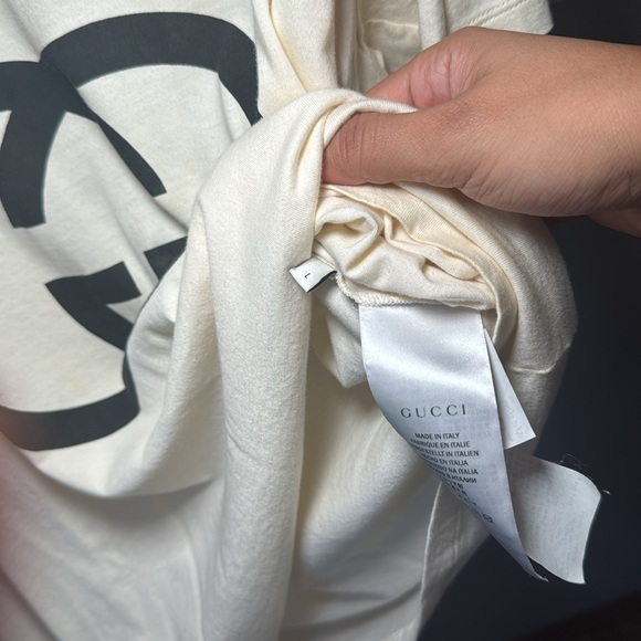 Authentic Gucci Shirt - Picture 2 of 6